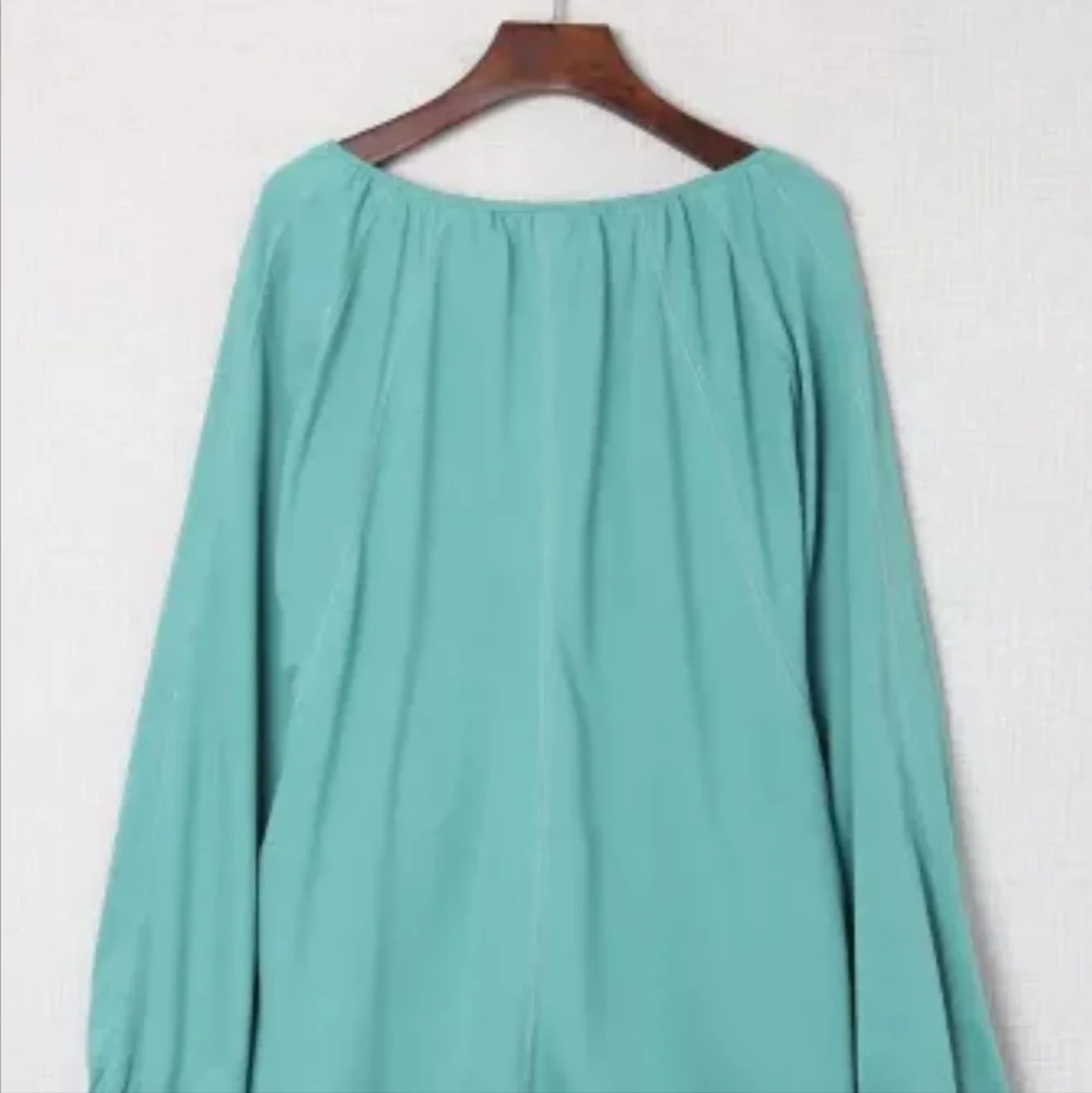 1 med left 💜New Split neck dolman top - Picture 12 of 16